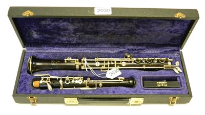 Lot 30 - Oboe Made In Italy labelled sold by T W Howarth & Co. (London) thumbplate key system and manual...