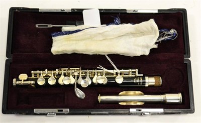Lot 36 - Yamaha Piccolo with resin body, metal headjoint, Model 32 (cased)