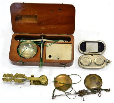 Lot 168 - Sovereign Scales together with a Sovereign case and two hand held small pan scales (one cased) (4)