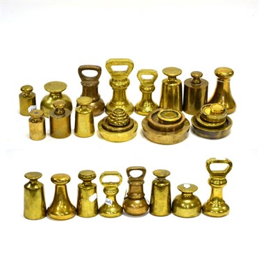 Lot 172 - Various Brass Weights up to 7lbs, mostly bell weights with a few flats (qty)