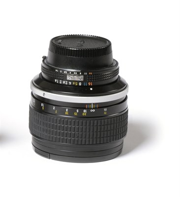 Lot 283 - Nikon Nikkor f1.4, 85mm Lens no.222421