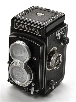 Lot 117 - Rolleicord Va Model 1 Camera No.1905247 with Schneider-Kreuznach Xenar f3.5, 75mm lens