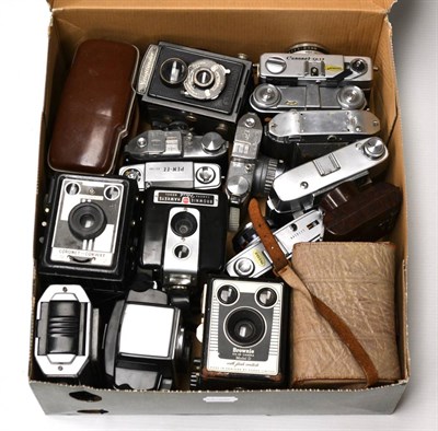 Lot 132 - Various Cameras including Canonet QL17, Voigtlander Brilliant, Brownies and others (15)