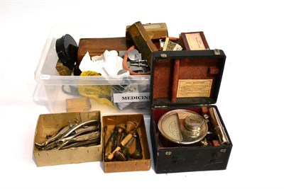 Lot 118 - A Collection of Mixed Medical Equipment, including a cased Dr Pachon 'Oscillometre Sphygmometrique'