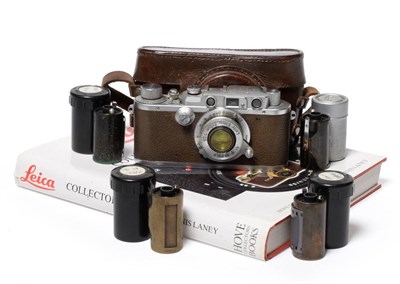 Lot 303 - Zeiss Ikon Ikonta Folding Camera with Prontos SVS Novar-Anastigmat f4.5 75mm lens, in leather case