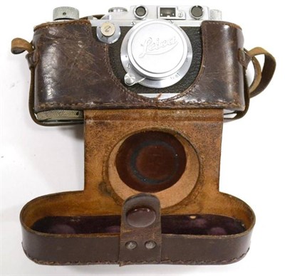 Lot 218 - Leica III Camera no.127316 with Leitz Elmar f3.5, 50mm lens, in manufacturers leather case