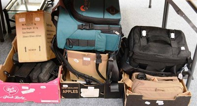 Lot 265 - Various Cameras including three Minolta X700's, Canon AE1, two Minolta XE1's together with a...