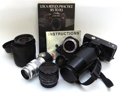 Lot 1176 - Leica R4s Camera no.1638971 with Leitz Wetzlar Vario-Elmar-R f4.5, 75-200 lens no. 3054530;...