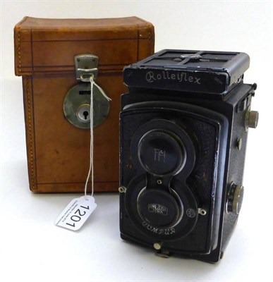 Lot 1201 - Rolleiflex (Franke & Heidecke) Compur Camera black, no. 9275176, with Carl Zeiss Tessar f3.8,...