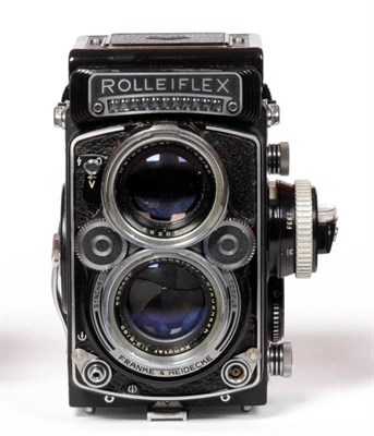 Lot 1203 - Rolleiflex 2.8F Camera no.2402175 with Schneider-Kreuznach Xenotar f2.8, 80mm lens no. 6520496