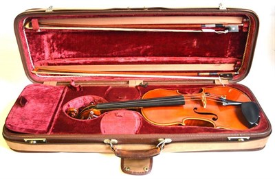 Lot 1087 - A 20th Century German Violin, labelled 'Copy of Antonius Straduarius, Made in Germany', with a...