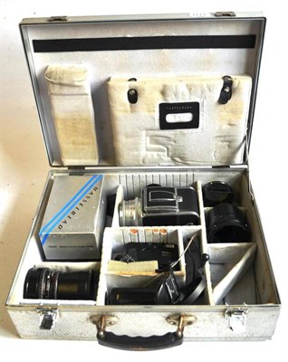 Lot 1171 - A Hasselblad 500C Camera Outfit, with a Planar f2.8/80mm lens, Distagon f4/50mm lens, boxed metered