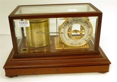 Lot 1005 - A Mahogany Cased Barograph, with eight section vacuum, silvered barometer dial, working...