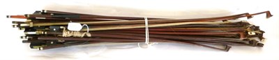 Lot 1135 - A Bundle of Mixed Violin Bows