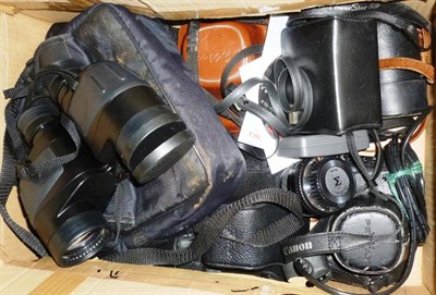 Lot 1240 - Cameras and Accessories, including an Edixa-Mat Reflex camera, in leather case, Pentax MX and K1000