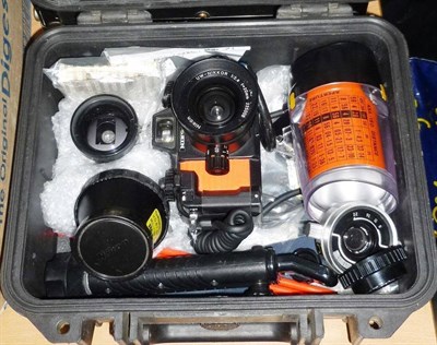 Lot 1263 - A Nikonos-V Underwater Camera Outfit, with Nikko F2.8/20mm lens, F5.6 Wide Conv.lens, Nikkor...