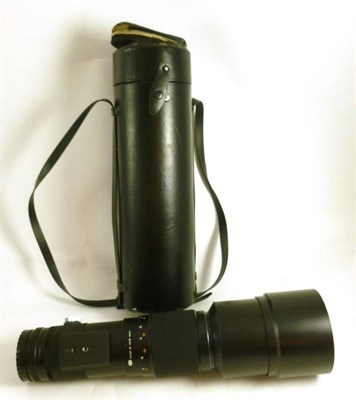 Lot 1265 - A Mamiya Sekor C F5.6/500mm Lens No.12965, for use with a  645, in a leather case