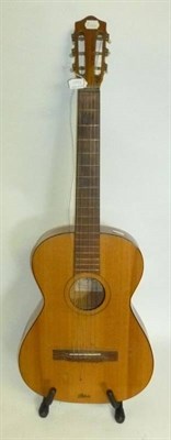 Lot 1092 - A Hofner Flamenco Guitar No.5068, with maple back and sides, spruce top, six strings, geared...