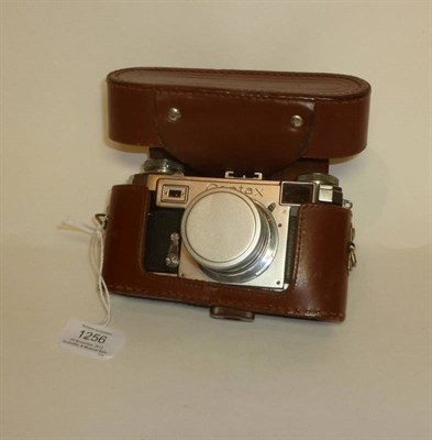 Lot 1256 - A Zeiss Ikon Contax IIA Rangefinder Camera, serial number T5489, in chrome, with Sonnar...