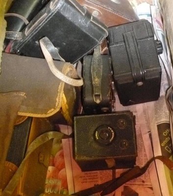 Lot 1263 - Mixed Cameras, including Kodak Art Deco and other folding rollfilm cameras, box cameras,...