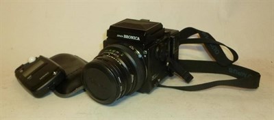 Lot 1270 - A Zenza Bronica ETRS Single Lens Reflex Camera No.8108507, with black body, Zenzanon EII...