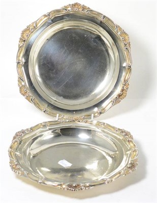 Lot 413 - A Pair of William IV Silver Soup Plates, Richard Sibley I, London 1830, shaped circular, with...