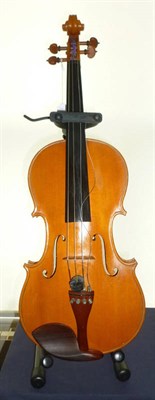 Lot 1107 - A 20th Century Viola by Jan Kudanowski, labelled 'Jan Kudanowski of Cremona made for Thomas...