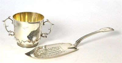 Lot 439 - A George V Britannia Standard Silver Twin-Handled Cup, Vander & Hedges; subsequently Tessiers...