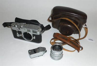 Lot 1258A - A Leica M3 Camera No.950791, in chrome, circa1959, with single stroke advance, Summicron...