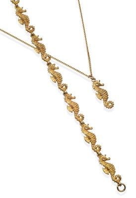 Lot 2047 - A 9 Carat Gold Seahorse Pendant and Bracelet Suite, by Harriet Glen, of realistically modelled...