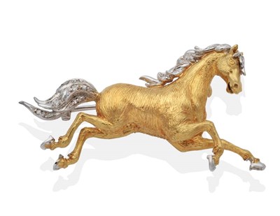 Lot 2073 - An 18 Carat Gold Horse Brooch, modelled in a galloping pose, with textured yellow gold body and...