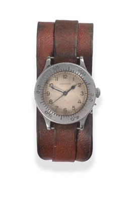 Lot 176 - A Rare Stainless Steel Centre Seconds Air Ministry Military Issue Wristwatch, signed Longines,...