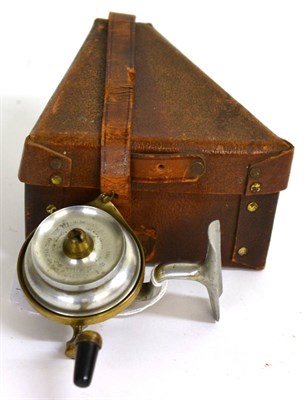 Lot 2163 - An Illingworth No.2 Casting Reel, last patent 1908, in alloy and brass, in original stiff card box