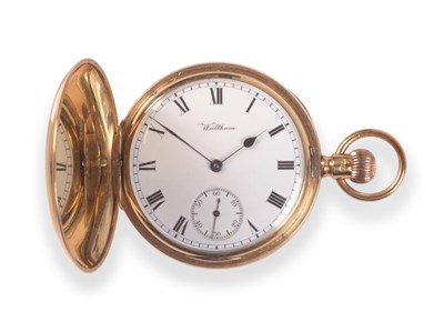 Lot 190 - An 18ct Gold Full Hunter Pocket Watch, signed Waltham, 1912, lever movement, enamel dial with Roman