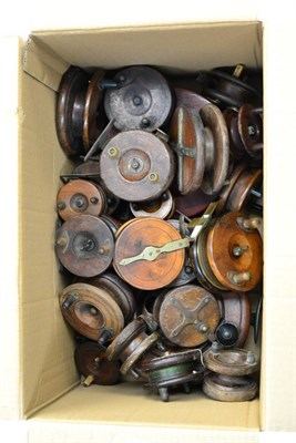 Lot 2234 - Twenty Four Wooden Reels, including Nottingham and Scarborough, one by Allcocks, various sizes