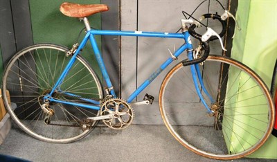 Lot 1026 - A Gergio Racing Bike, with blue frame and Shimano 600 groupset