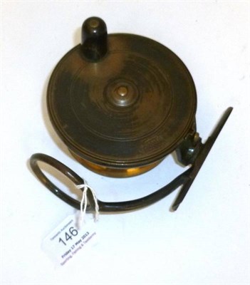 Lot 146 - A Malloch's Patent Brass Sidecaster Reel, with horn handle, button adjuster, brass foot