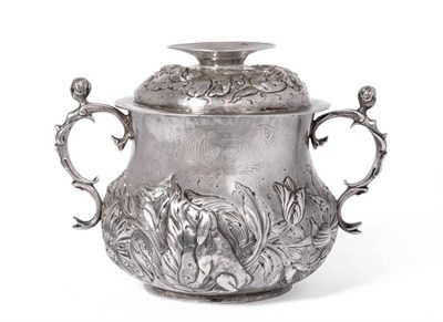 Lot 444 - A Charles II Silver Porringer and Cover, maker's mark PB between crescents on shield shape...