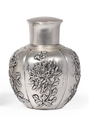 Lot 450 - A Chinese Export Silver Tea Canister, Chinese character marks to base and stamped TC, possibly Tuck