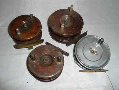 Lot 78 - *PLEASE NOTE - The UNIQUA reel has been withdrawn from this lot* A Hardy 3 1/4-Inch Alloy...