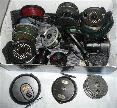 Lot 152 - Twelve Reels, including Sharpes 'Gordon', Intrepid 'Gearfly', Young's 'Condex, two Magnum 200D,...