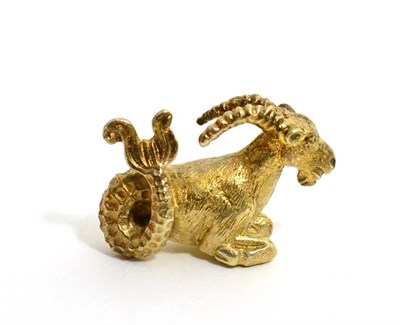 Lot 584 - Stuart Devlin (b.1931): A Silver-Gilt Capricorn Sea Goat Paperweight, maker's mark SD, London 1976