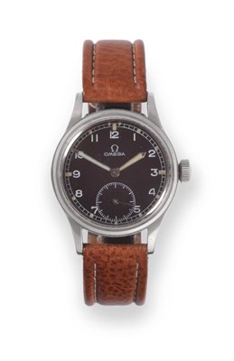 Lot 178 - A Stainless Steel Military Issue Wristwatch, signed Omega, circa 1945, lever movement numbered...