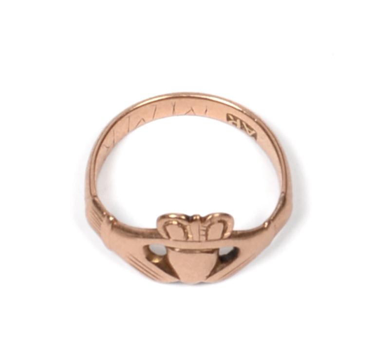 Lot 468 - An Irish Gold Claddagh Ring, Andrew Robinson, Galway, late 17th century, typically modelled...