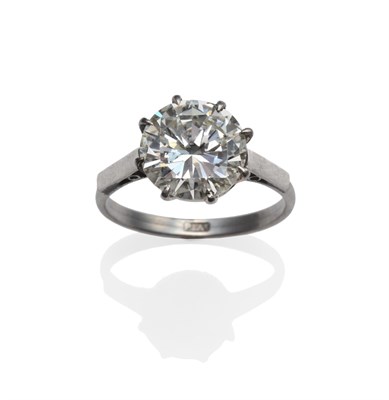 Lot 292 - A Diamond Solitaire Ring, circa 1930, the round brilliant cut diamond in a white eight claw...