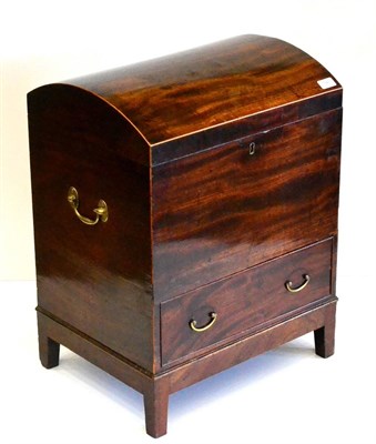 Lot 1041 - A George III Mahogany Dome Top Cellaret, early 19th century, the hinged lid enclosing a lead...