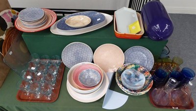 Lot 3059 - A Quantity of Modern Coloured Glassware, Ceramics and Kitchenalia, to include two trays of assorted