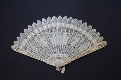 Lot 352 - A Slender Early 19th Century Bone Brisé Fan, the tips of the sticks pointed, the whole intricately