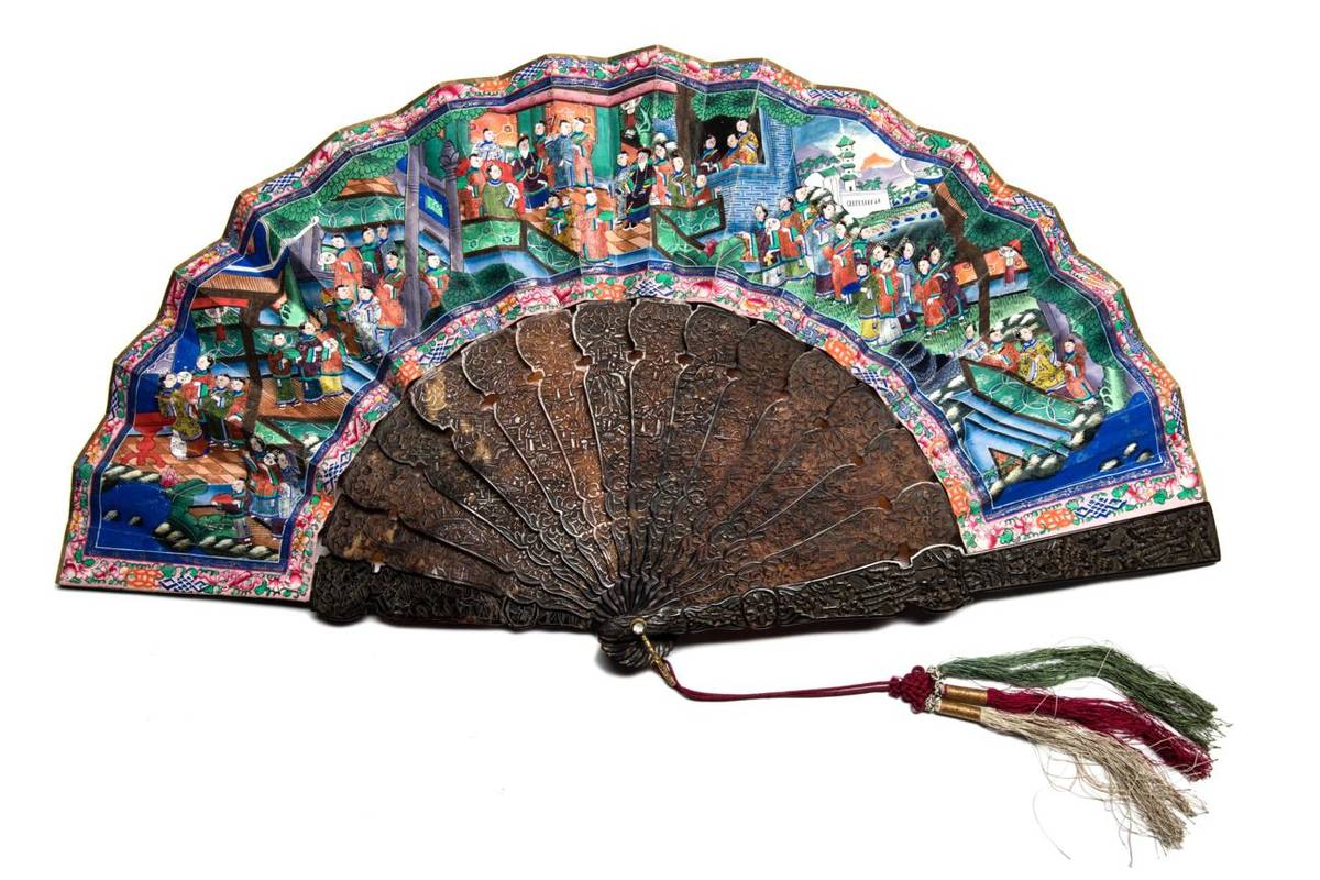 Lot 239 - A Mid-19th Century Chinese Carved Tortoiseshell Mandarin Fan, Qing Dynasty, the double paper...