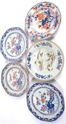 Lot 41 - A Set of Three Chinese Porcelain Octagonal Plates, Qianlong, painted in underglaze blue and colours